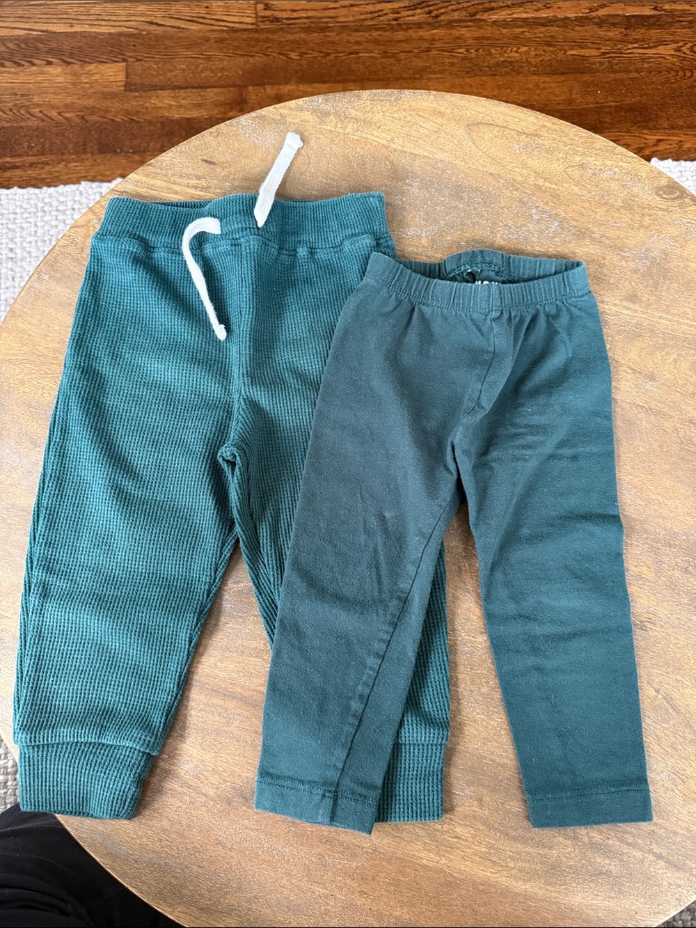 Old Navy Kids Dark Green Waffle Sweatpants & Leggings Set 18-24M